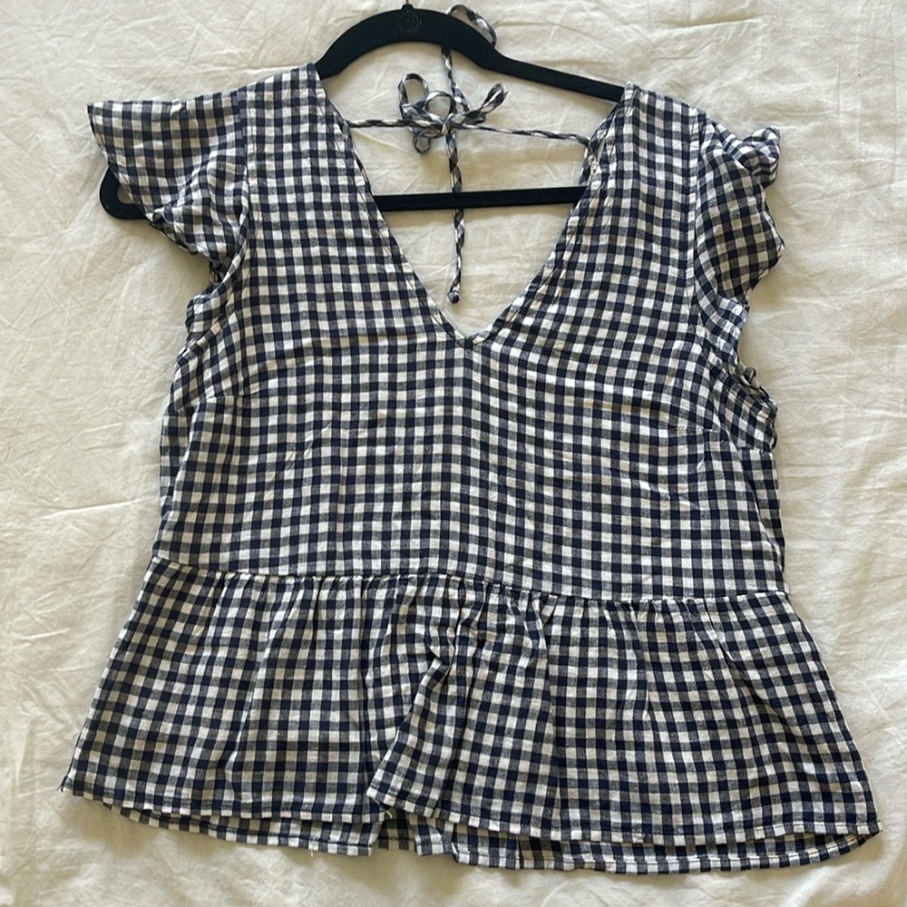 Abercrombie checkered top size XS